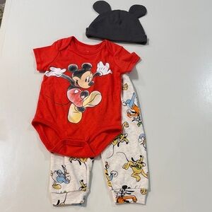 Disney Mickey Mouse Red Bodysuit Set with Hat